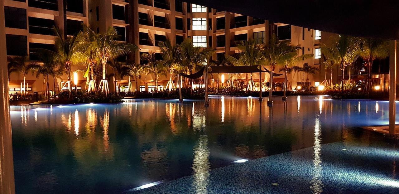 Barget And Lovely House At Atlantis Malacca Exterior foto